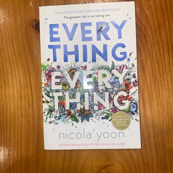 Everything Everything - Picture 1 of 4